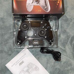 Black Gaming Controller for Enhanced Gameplay